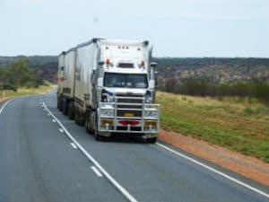You are currently viewing New bill would require speed limiter on trucks